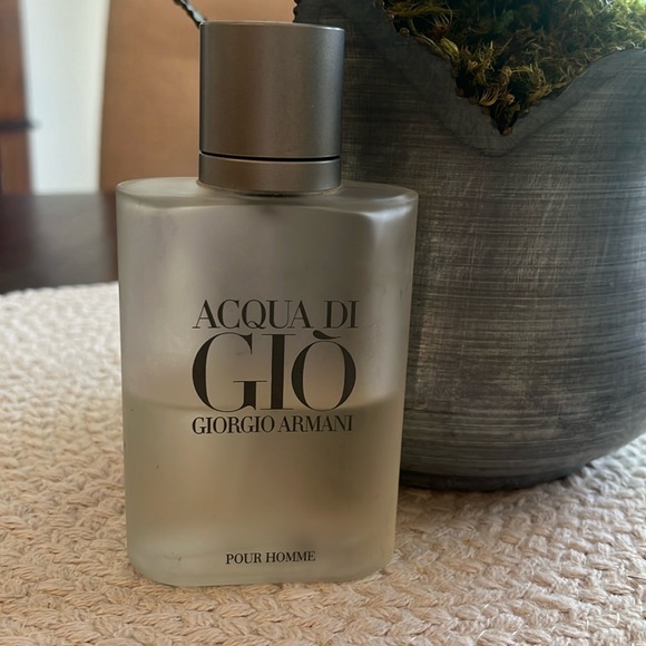 Giorgio Armani 3.4 ounces - Picture 4 of 4